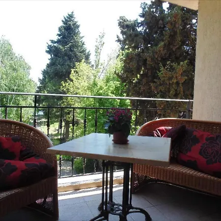 Oasis Park - New Managment Готель Несебир