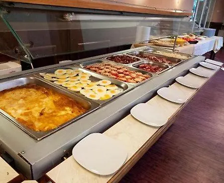 Oasis Park - New Managment Готель Несебир